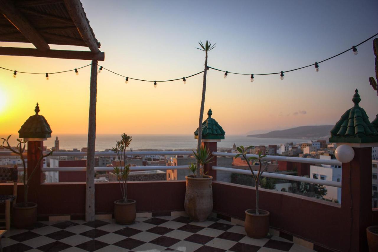 Sunshine Surf Morocco Acomodação com café da manhã Tamraght Exterior foto
